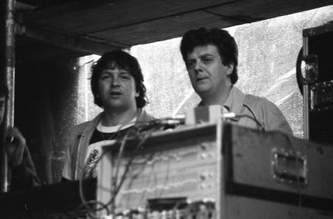 Road manager Maarten Baggerman with sound engineer John Kriek photographed on June 12 1982 in Ahlen (Germany) Photo Henk Vinkes